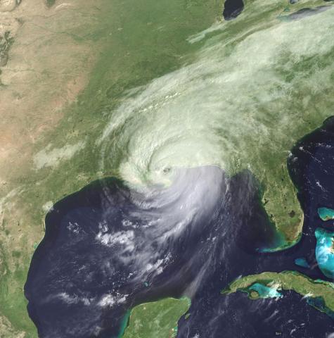 Hurricane Katrina makes landfall as CAT 3 at New Orleans